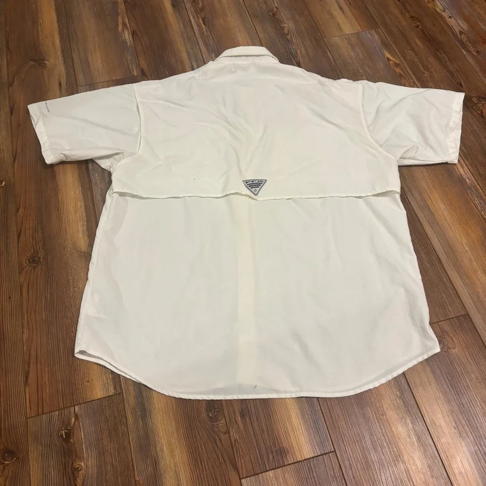Columbia PFG Tennessee Volunteers Fishing Shirt Mens Medium White Short Sleeve